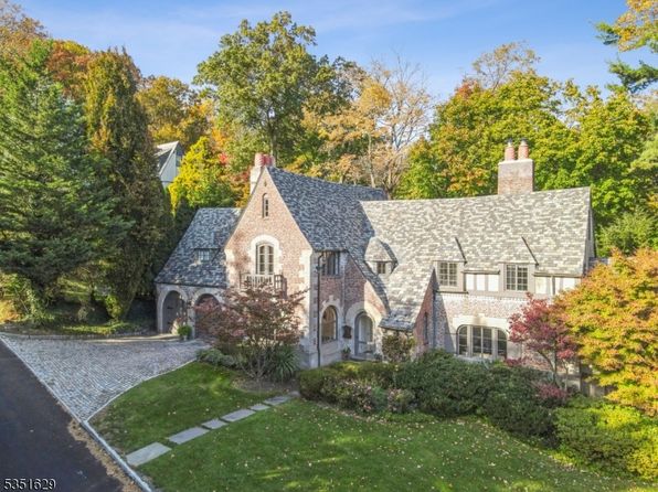 7 S Mountain Ter, Montclair Twp., NJ 07042
