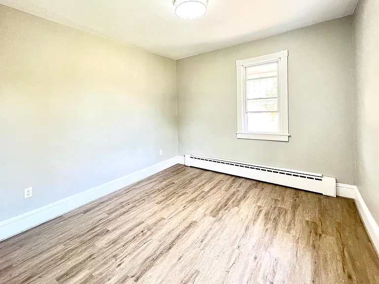 312 Waseca Ave #2 — Photo 6