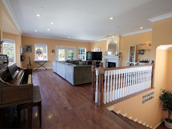 5th image of 4800 Galendo St