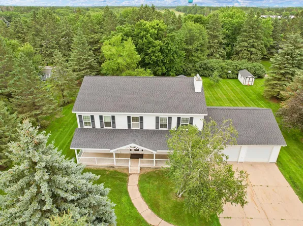 604 Pine Needle Dr, Perham, MN 56573