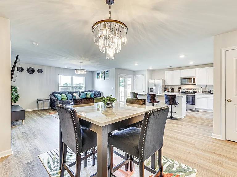 216 Murphy Ln — Photo 4