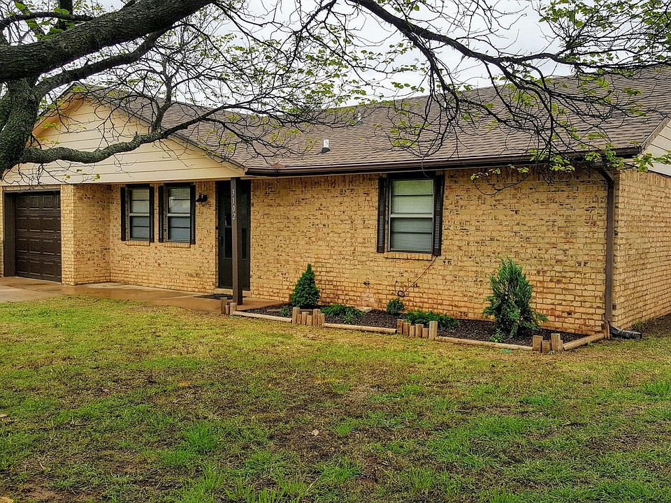 2nd image of 3102 Ridge Pl