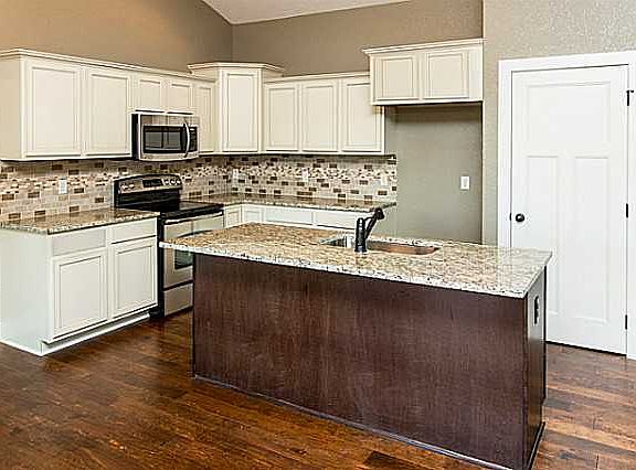 5th image of 9250 Ayr Line Ct