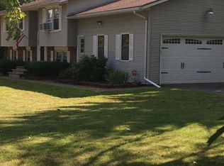 101 Hutchings Rd, Rochester, NY 14624