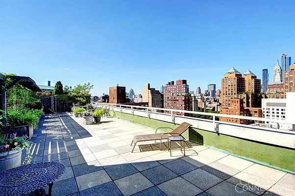 Sold by City Connections Realty | media 33