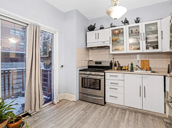 16 Stegman Terrace image 39 of 48