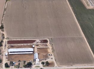 21948 Pioneer Rd, Los Banos, CA 93635