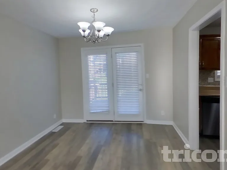 629 Wolfchase Dr — Photo 4