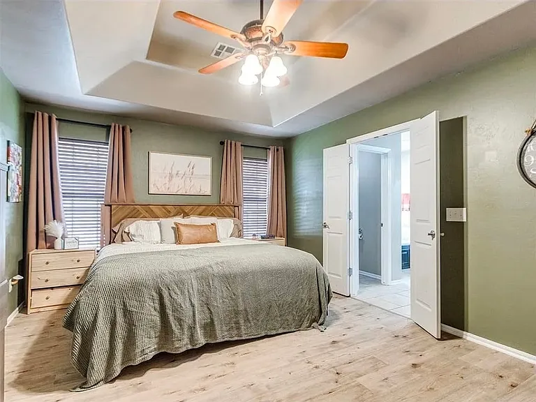 856 Shady Creek Ln — Photo 10