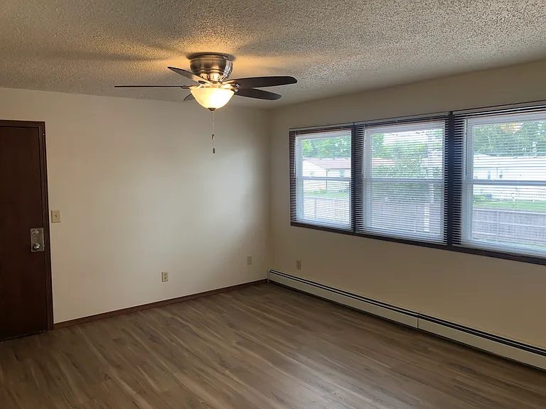 3601 S West Ave #7 — Photo 11