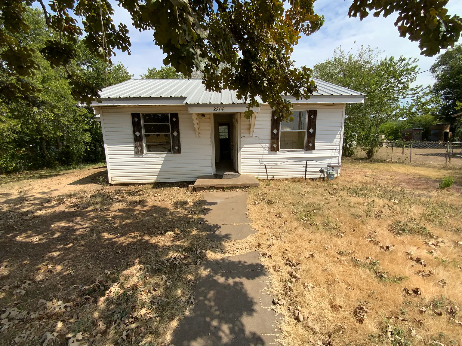 2 bed, 792 sqft, $1,025 — Photo 1