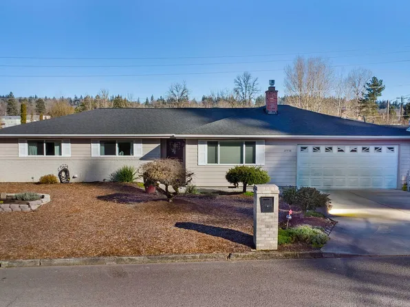 17798 SE Paradise Dr, Milwaukie, OR 97267