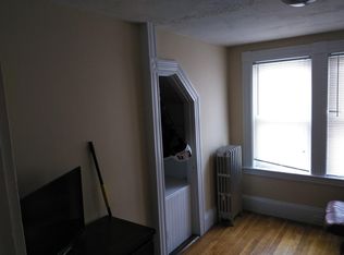 52 Centre St #2, Concord, NH 03301