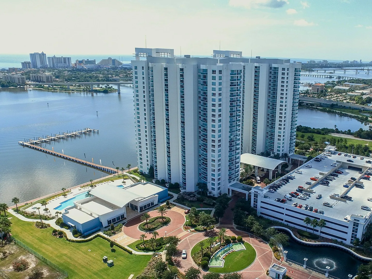 2 bed, 2.0 bath, 1660 sqft, $2,800 — Photo 1