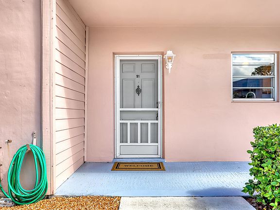 5th image of 18081 SE Country Club Drive #10-91
