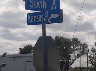 162 W 6th St, Wellsville, KS 66092