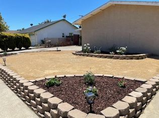 1041 N 3rd St, Lompoc, CA 93436