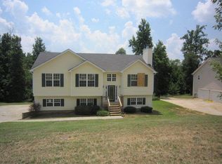 414 Arrowhatchee Dr, Winder, GA 30680