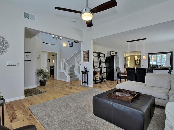 5th image of 726 San Cristoval Ct
