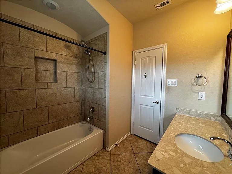 4752 Kendrick Peak Way — Photo 20