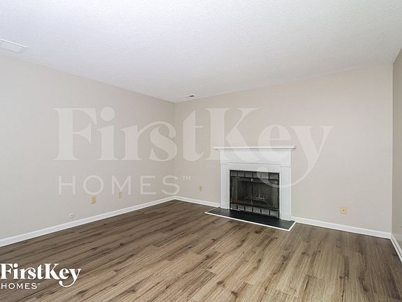4th image of 7052 Avenbury Cir