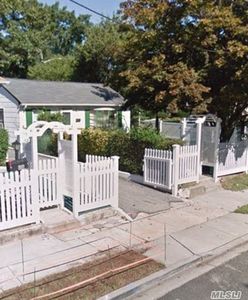 93 Hunter Ave, Valley Stream, NY, 11580