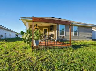 154 Merrion Rd, Southport, FL 32409