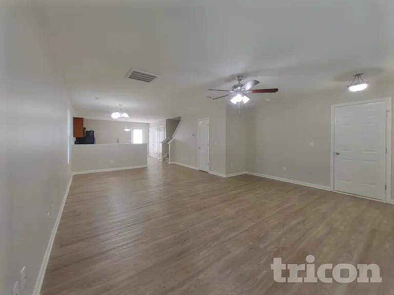 9638 Hanberry Blvd — Photo 3