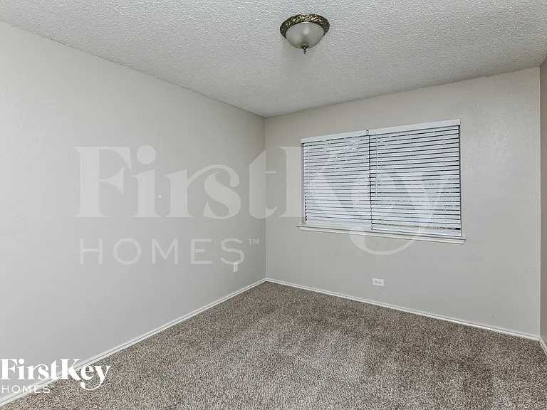 4213 Amy Dr — Photo 13