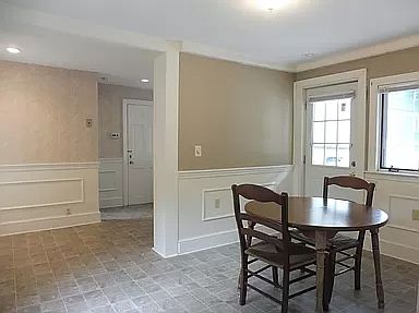 3rd image of 317 Blossom St