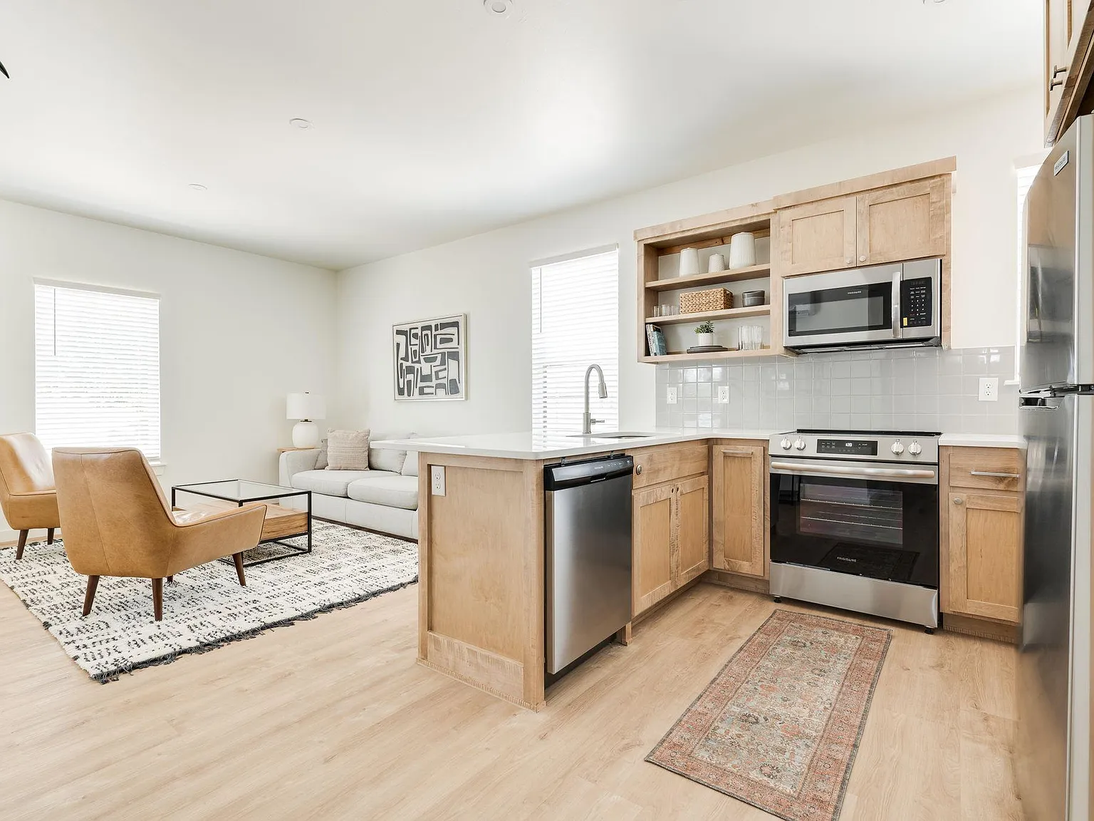 1 bed, 700 sqft, $1,395 — Photo 1
