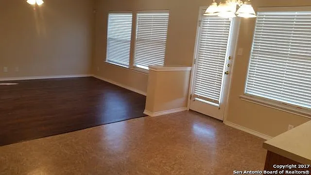 3 bed, 2.5 bath, 2152 sqft, $1,850 — Photo 4