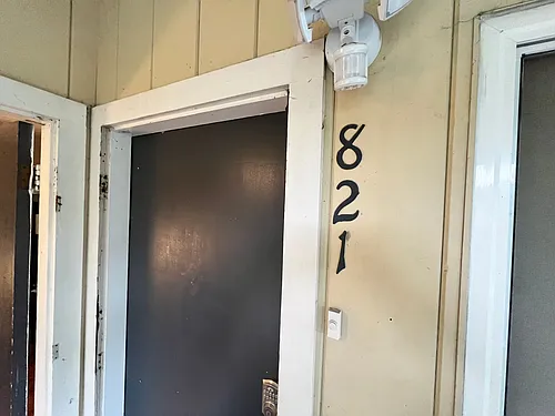 821 University Ave Photo 1
