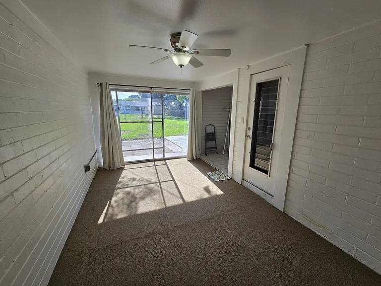 420 Indiana Ave — Photo 16