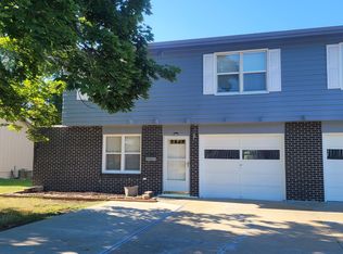 12415 Weir St, Omaha, NE 68137