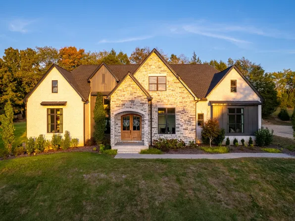 3498 Highway 47 E, Burns, TN 37029