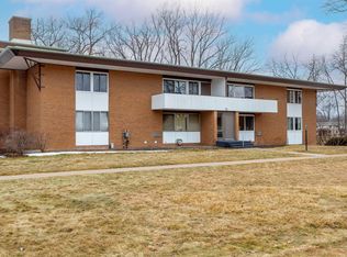 2101 Bayliss St APT 17, Midland, MI 48640