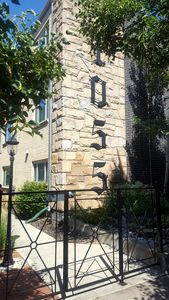 1055 N Corona St APT B2, Denver, CO, 80218