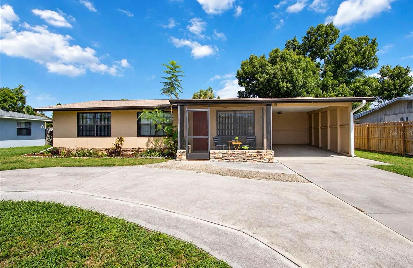3 bed, 1150 sqft, $1,850 — Photo 2