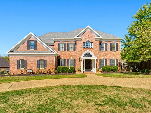 814 E Emerson Ln, Fayetteville, AR 72701