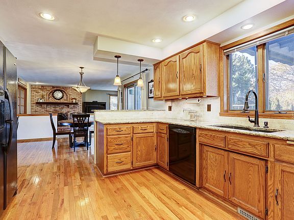 4th image of 1828 Oxwood Dr