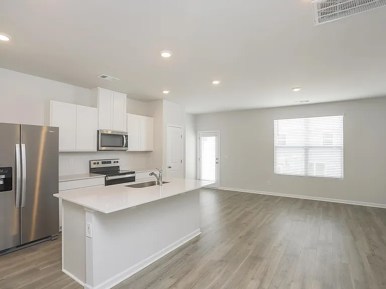 250 Hazel Ln — Photo 15