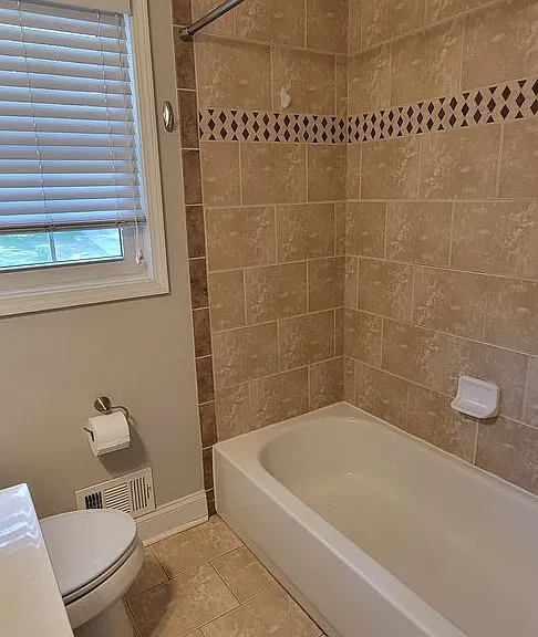 2497 Wentworth Dr NE — Photo 23
