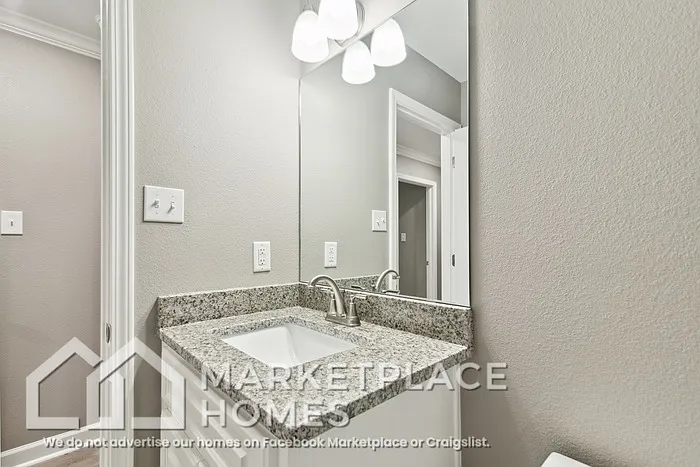 2102 Moss St — Photo 23