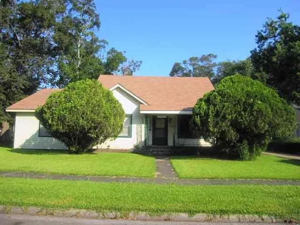 2305 Glenwood Dr, Port Arthur, TX 77642