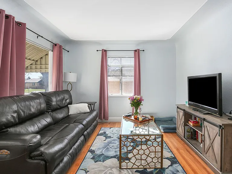 3361 Leyden St — Photo 11