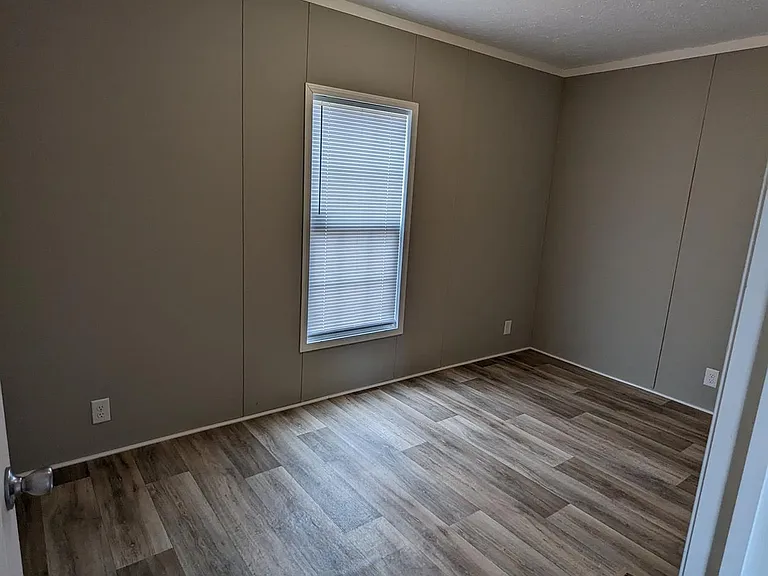 154 Callaway Ln — Photo 53