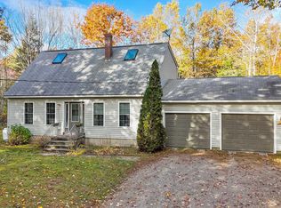 34 Stoney Brook Road, Raymond, ME 04071
