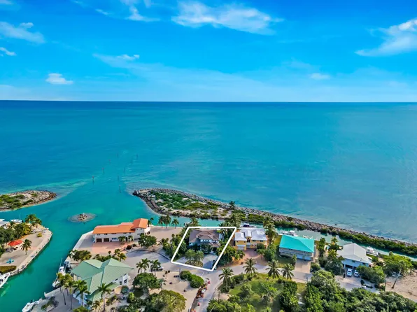 210 W Seaview Cir, Duck Key, FL 33050