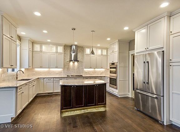 3rd image of 8984 Port Washington Dr